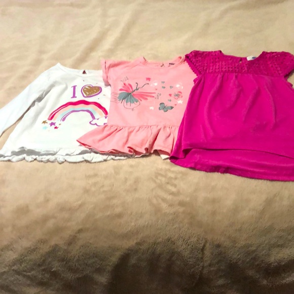 Old Navy Other - 🦋3 for $25🦋 5 yr. T shirt Bundle